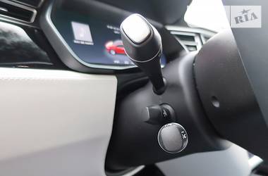 Внедорожник / Кроссовер Tesla Model X 2017 в 
