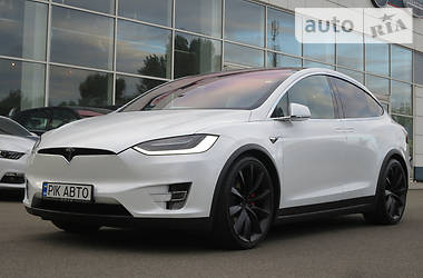 Внедорожник / Кроссовер Tesla Model X 2019 в Киеве