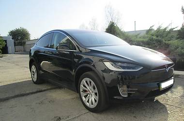 Внедорожник / Кроссовер Tesla Model X 2016 в Запорожье