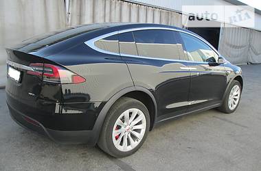Внедорожник / Кроссовер Tesla Model X 2016 в Запорожье