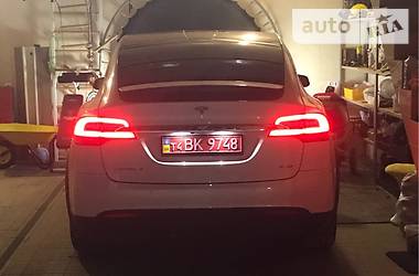 Внедорожник / Кроссовер Tesla Model X 2017 в Ровно