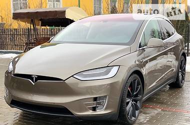 Внедорожник / Кроссовер Tesla Model X 2017 в Ровно