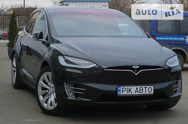 Внедорожник / Кроссовер Tesla Model X 2017 в Киеве