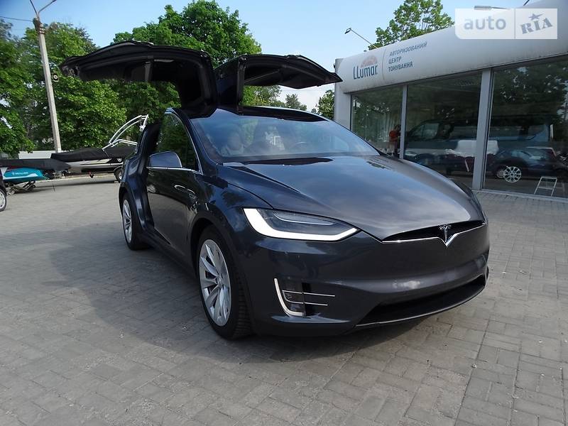 Внедорожник / Кроссовер Tesla Model X 2016 в Днепре фото Внедорожник / Кроссовер Tesla Model X 2016 в Днепре
