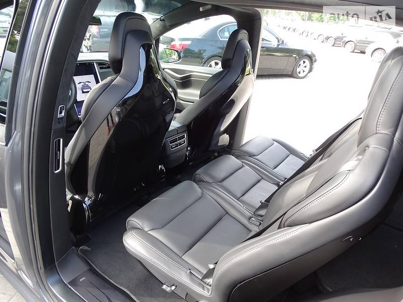 Внедорожник / Кроссовер Tesla Model X 2016 в Днепре