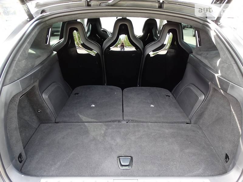 Внедорожник / Кроссовер Tesla Model X 2016 в Днепре фото 30 Внедорожник / Кроссовер Tesla Model X 2016 в Днепре