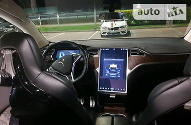 Внедорожник / Кроссовер Tesla Model X 2016 в Киеве