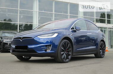 Позашляховик / Кросовер Tesla Model X 2019 в Києві