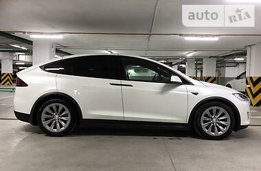 Внедорожник / Кроссовер Tesla Model X 2016 в Киеве