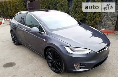 Внедорожник / Кроссовер Tesla Model X 2016 в Хмельницком