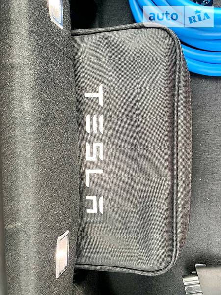 Позашляховик / Кросовер Tesla Model X 2018 в Києві фото 47 Позашляховик / Кросовер Tesla Model X 2018 в Києві