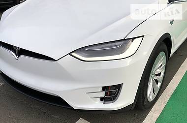 Внедорожник / Кроссовер Tesla Model X 2018 в Киеве