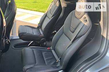 Позашляховик / Кросовер Tesla Model X 2016 в 