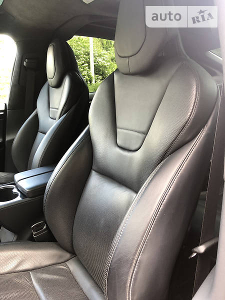 Позашляховик / Кросовер Tesla Model X 2016 в Хмельницькому