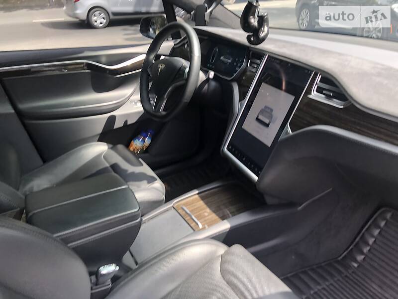 Внедорожник / Кроссовер Tesla Model X 2016 в Одессе