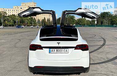 Внедорожник / Кроссовер Tesla Model X 2018 в Киеве