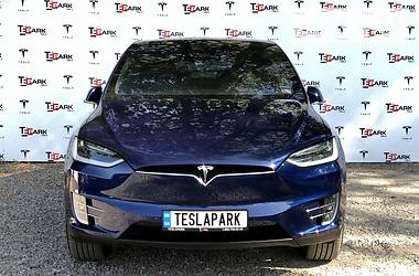 Позашляховик / Кросовер Tesla Model X 2017 в Києві