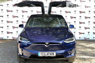 Позашляховик / Кросовер Tesla Model X 2017 в Києві