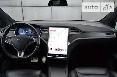 Внедорожник / Кроссовер Tesla Model X 2016 в Киеве