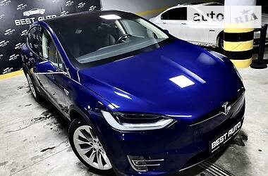 Внедорожник / Кроссовер Tesla Model X 2016 в Киеве