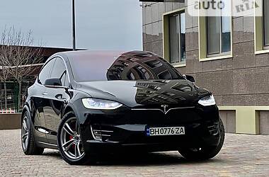 Позашляховик / Кросовер Tesla Model X 2016 в Одесі