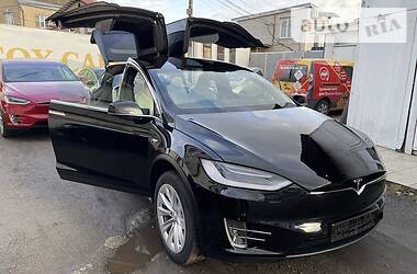 Внедорожник / Кроссовер Tesla Model X 2018 в Киеве