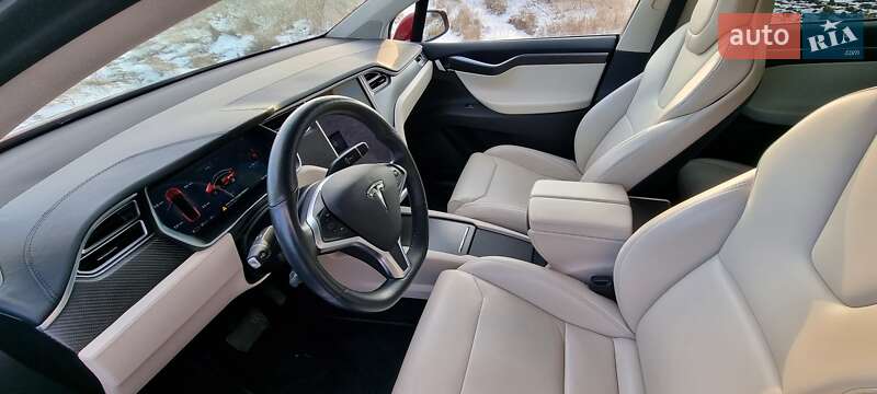 Внедорожник / Кроссовер Tesla Model X 2018 в Киеве