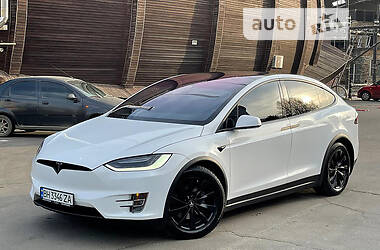 Внедорожник / Кроссовер Tesla Model X 2020 в 