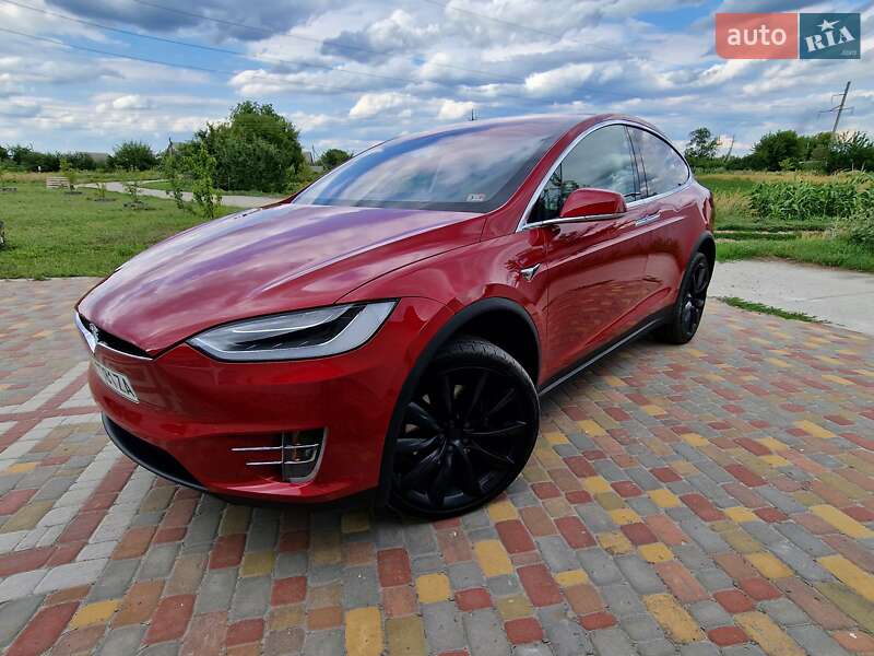 Внедорожник / Кроссовер Tesla Model X 2018 в Киеве