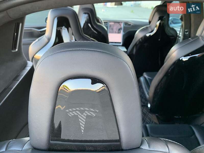 Внедорожник / Кроссовер Tesla Model X 2016 в Киеве фото 18 Внедорожник / Кроссовер Tesla Model X 2016 в Киеве