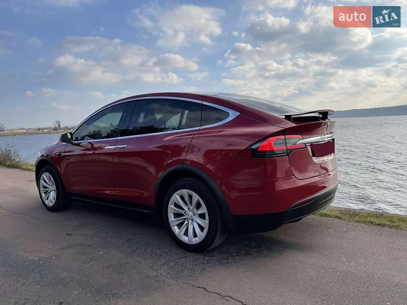 Позашляховик / Кросовер Tesla Model X 2019 в Києві фото 7 Позашляховик / Кросовер Tesla Model X 2019 в Києві