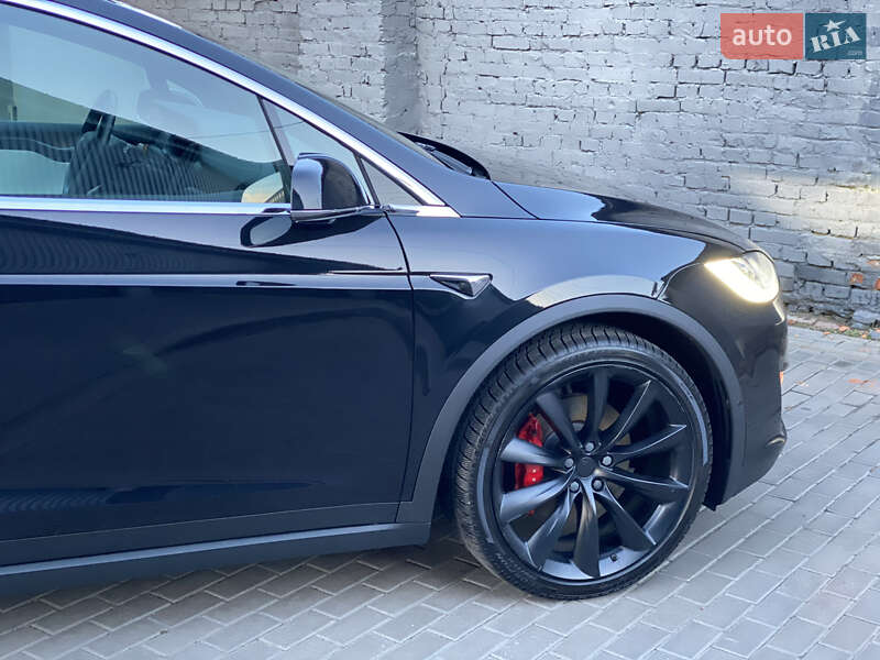 Внедорожник / Кроссовер Tesla Model X 2018 в Харькове