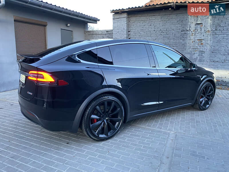 Внедорожник / Кроссовер Tesla Model X 2018 в Харькове