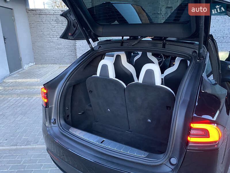 Внедорожник / Кроссовер Tesla Model X 2018 в Харькове