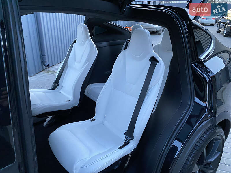 Внедорожник / Кроссовер Tesla Model X 2018 в Харькове