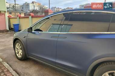 Позашляховик / Кросовер Tesla Model X 2018 в Сумах