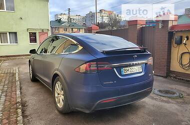 Позашляховик / Кросовер Tesla Model X 2018 в Сумах