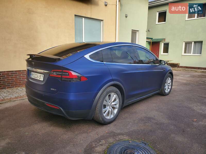 Позашляховик / Кросовер Tesla Model X 2018 в Сумах