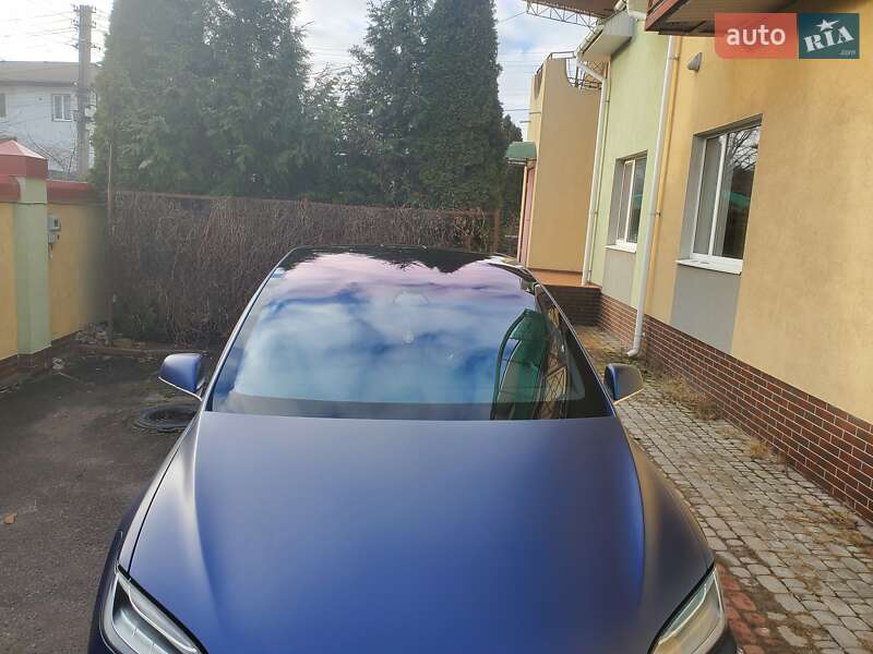 Позашляховик / Кросовер Tesla Model X 2018 в Сумах