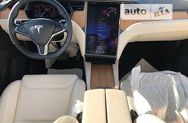 Внедорожник / Кроссовер Tesla Model X 2018 в 