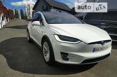 Внедорожник / Кроссовер Tesla Model X 2019 в 