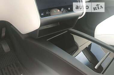 Внедорожник / Кроссовер Tesla Model X 2019 в 