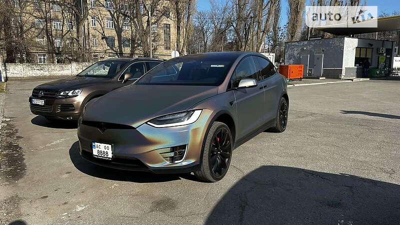 Внедорожник / Кроссовер Tesla Model X 2019 в Днепре