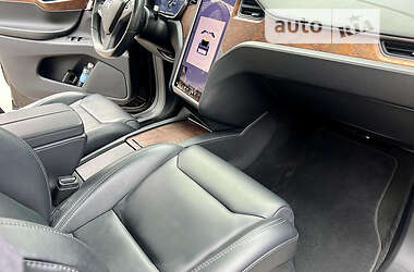 Внедорожник / Кроссовер Tesla Model X 2019 в 