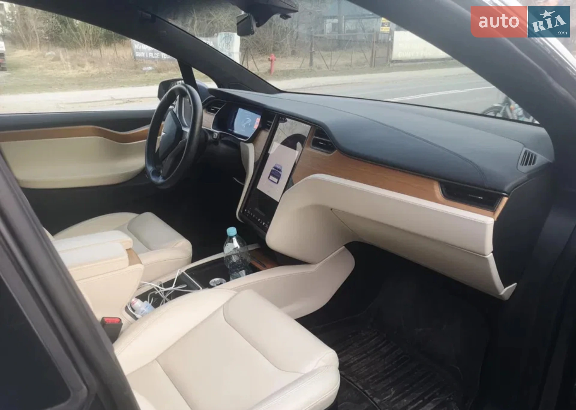 2020 Tesla Model X - фото 1
