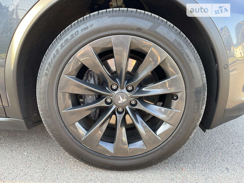 Внедорожник / Кроссовер Tesla Model X 2017 в Киеве фото 29 Внедорожник / Кроссовер Tesla Model X 2017 в Киеве