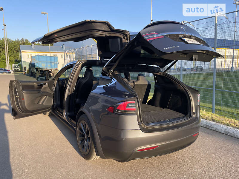 Внедорожник / Кроссовер Tesla Model X 2017 в Киеве фото 11 Внедорожник / Кроссовер Tesla Model X 2017 в Киеве