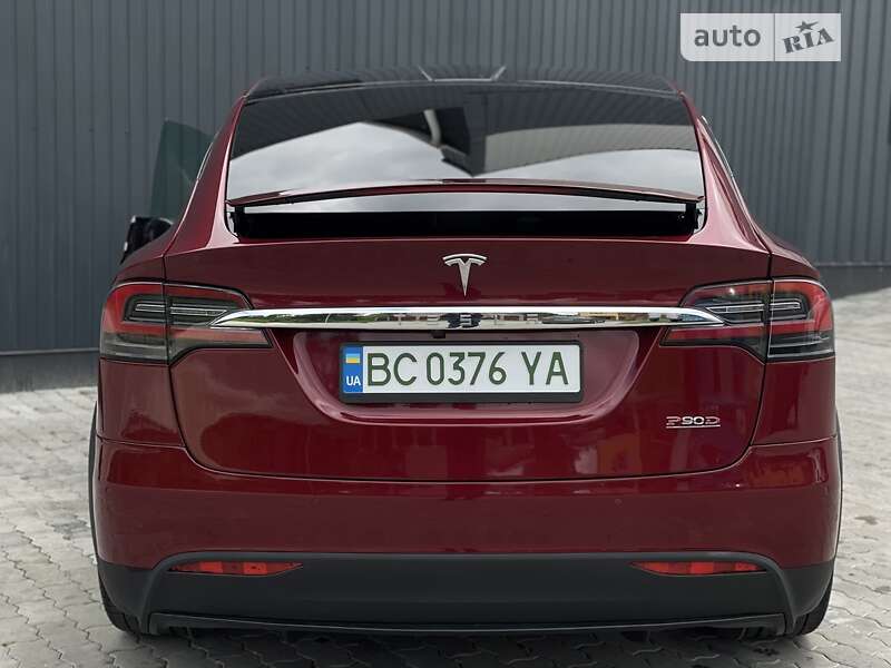 Позашляховик / Кросовер Tesla Model X 2016 в Стрию