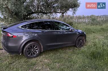 Позашляховик / Кросовер Tesla Model X 2018 в Кам'янському