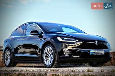 Внедорожник / Кроссовер Tesla Model X 2019 в Киеве